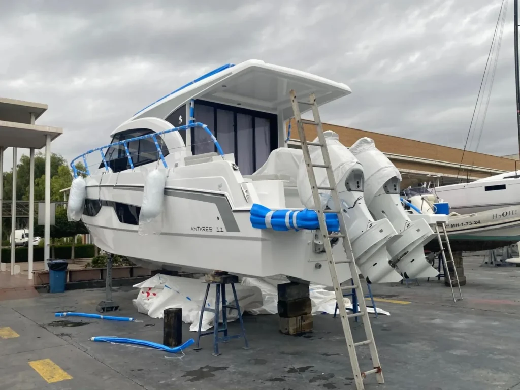 Antares 11 OB - STOCK