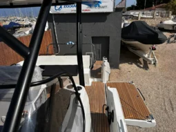 FLYER 9 SUNDECK – STOCK full