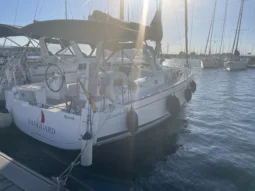 OCEANIS 38.1 = REF 113V full