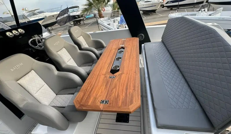 KATTUM YACHTS = REF 135V full