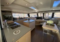 FOUNTAINE PAJOT – SABA 50 = REF 157VN full