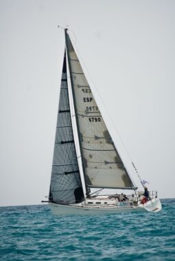 BENETEAU OCEANIS 40.7 = REF 183V full