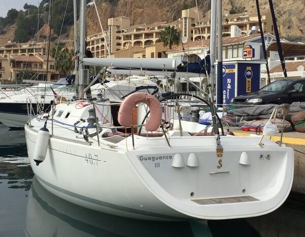 BENETEAU OCEANIS 40.7 = REF 183V full