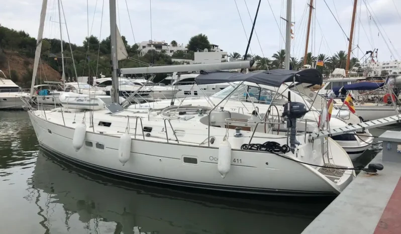 OCEANIS 411 = REF 194VM full