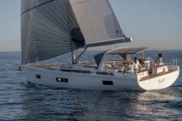 Oceanis Yacht 54 STOCK