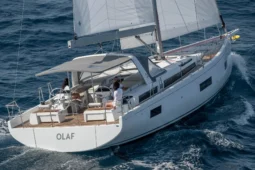 Oceanis Yacht 54 STOCK