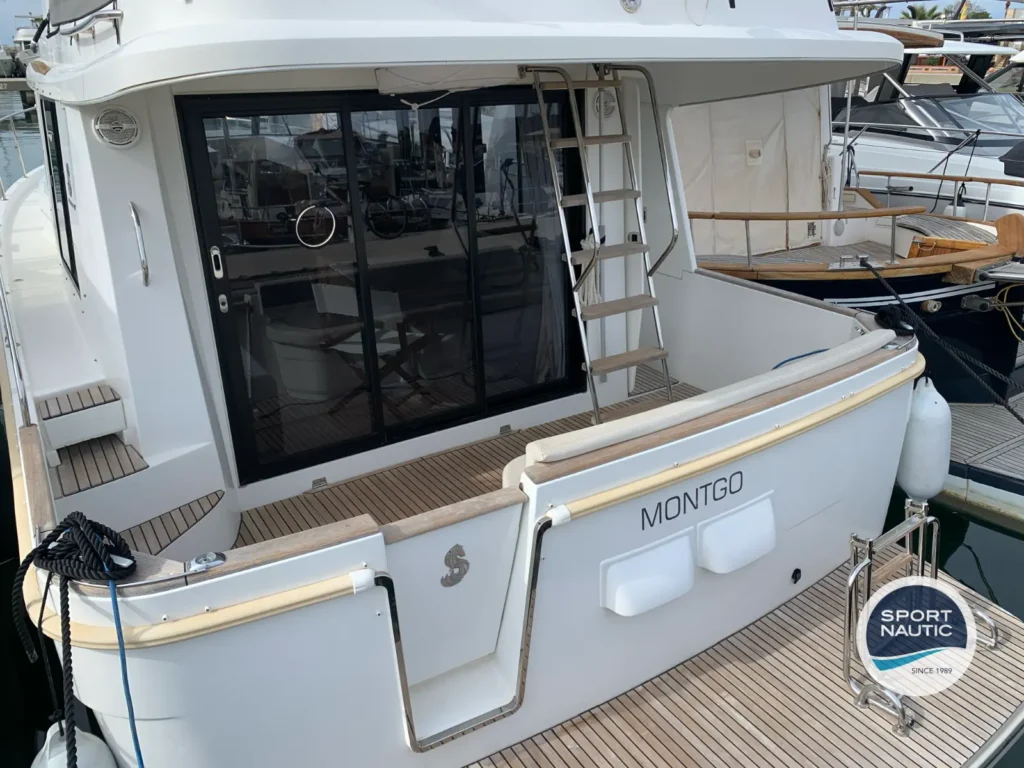 Swift Trawler 34 Fly - REF 006T