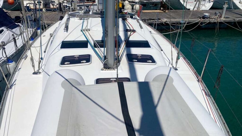 Oceanis Cliper 393 – REF 218C