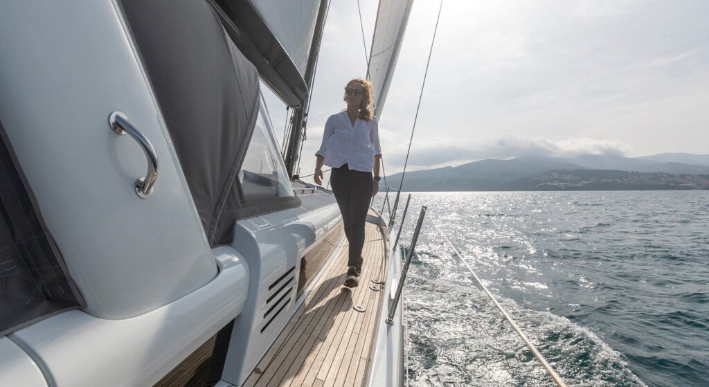 Oceanis Yacht 60