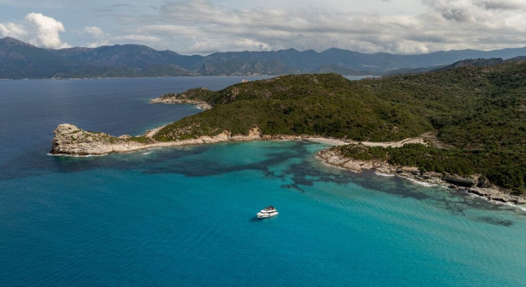 Grand Trawler 63 - NUEVO