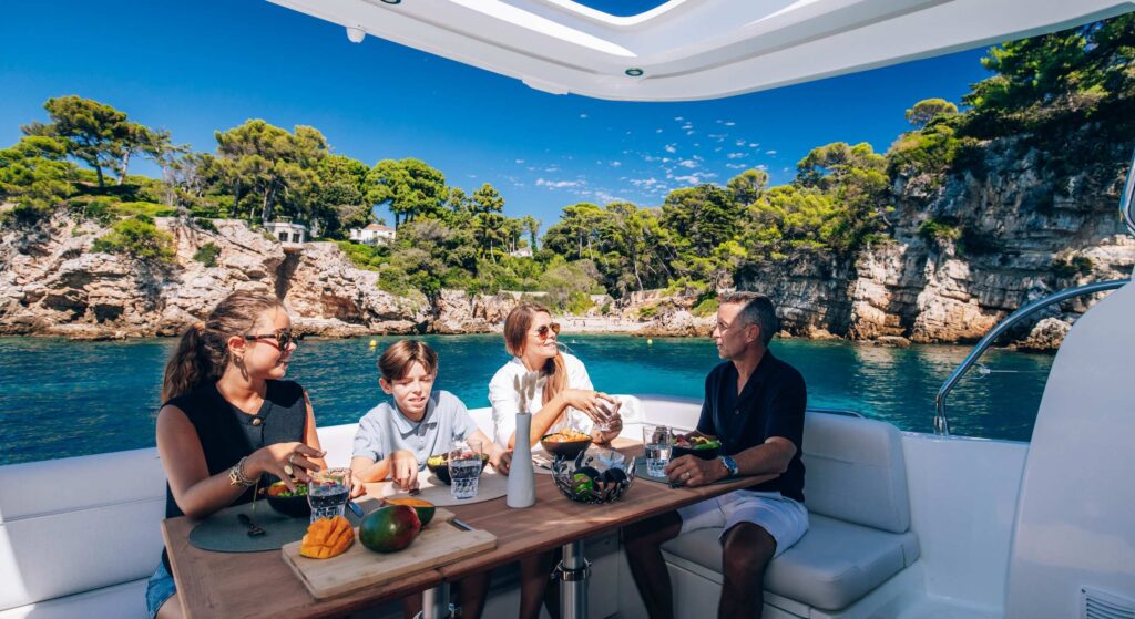 Antares 12 Coupe - NEW