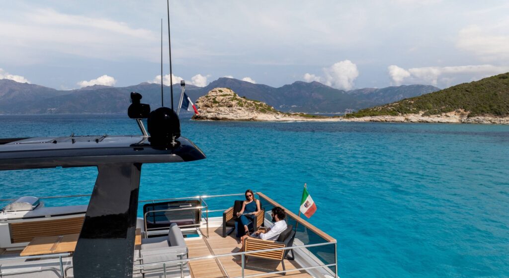 Grand Trawler 63 – STOCK
