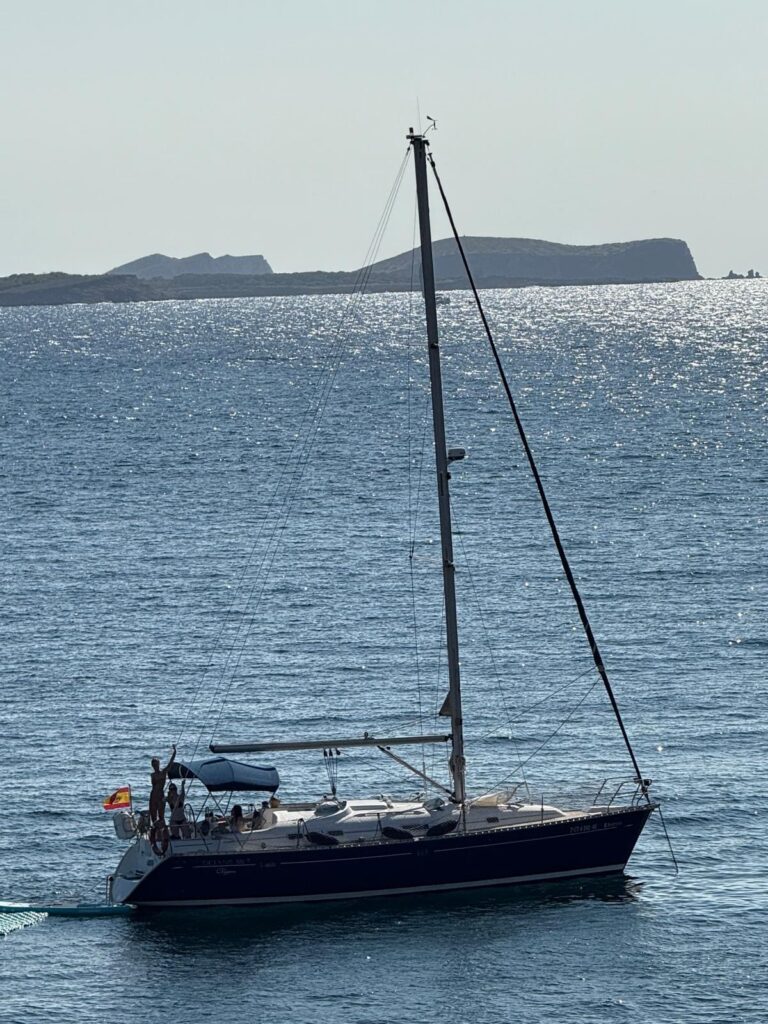 Oceanis Clipper 38.1 - REF 042T