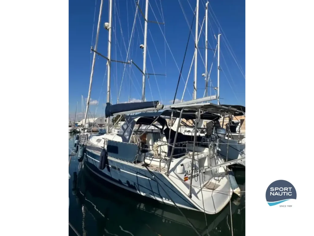 Oceanis Clipper 393 – REF 033T