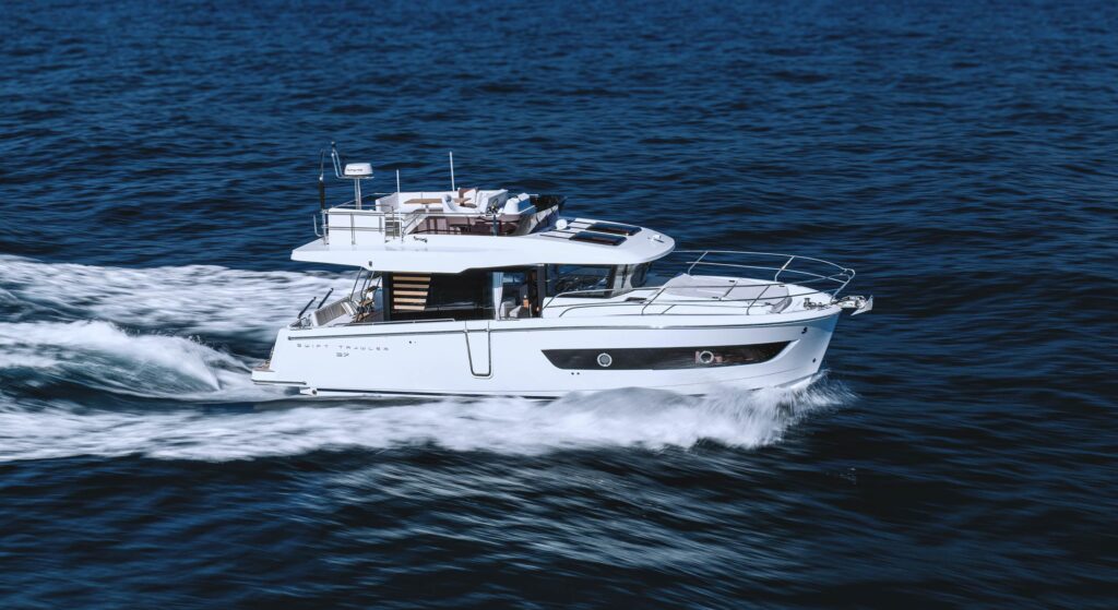 Swift Trawler 37 Fly – NUEVO