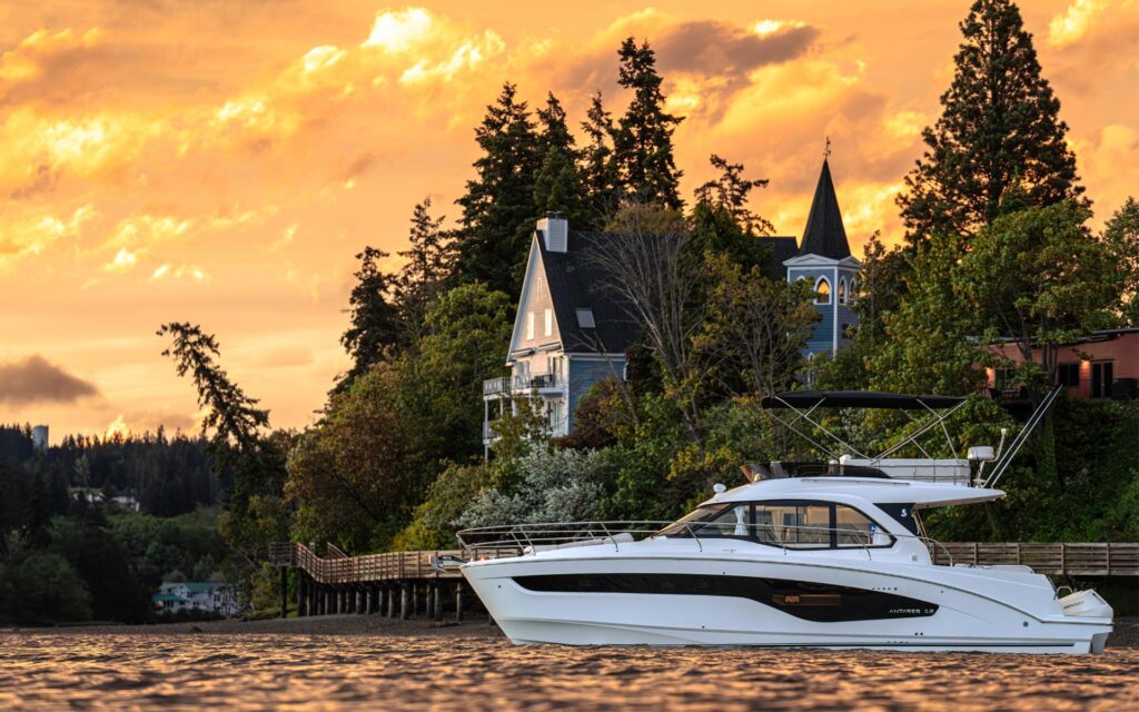 Antares 12 Fly - STOCK