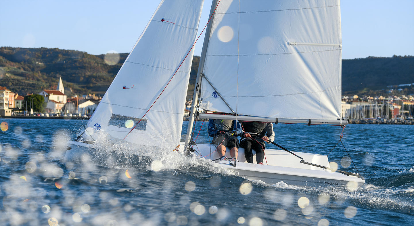 Beneteau - First 14_5