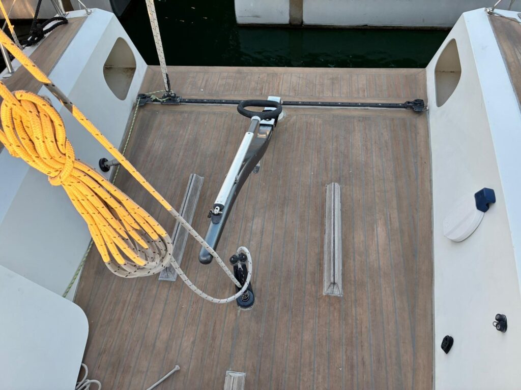 Waarschip 700 LD - REF 105V