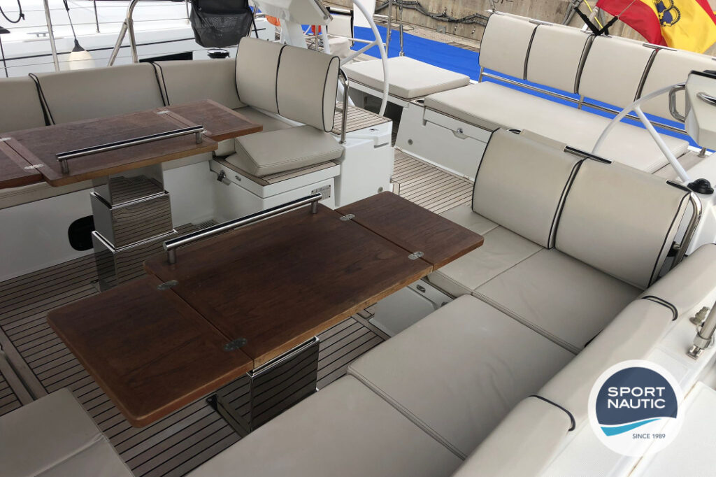 Oceanis Yacht 62 - REF 108G
