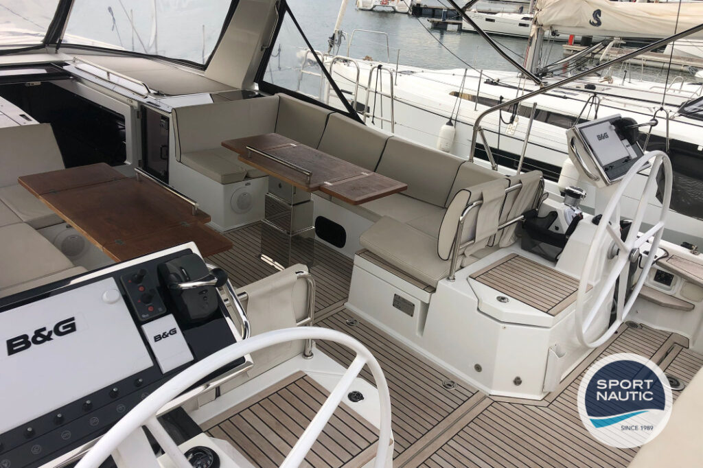 Oceanis Yacht 62 - REF 108G