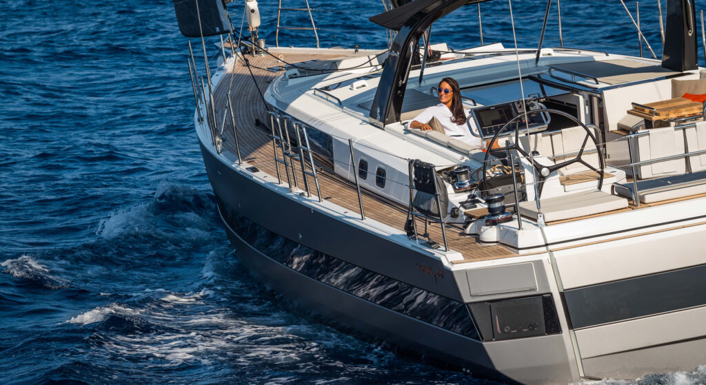 Oceanis Yacht 62 - REF 107G