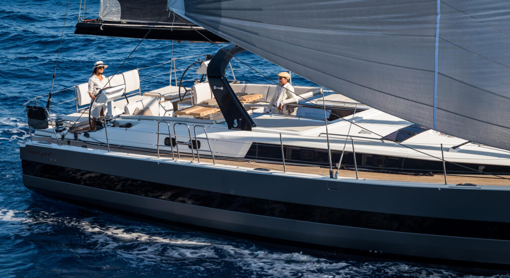 Oceanis Yacht 62 - REF 107G