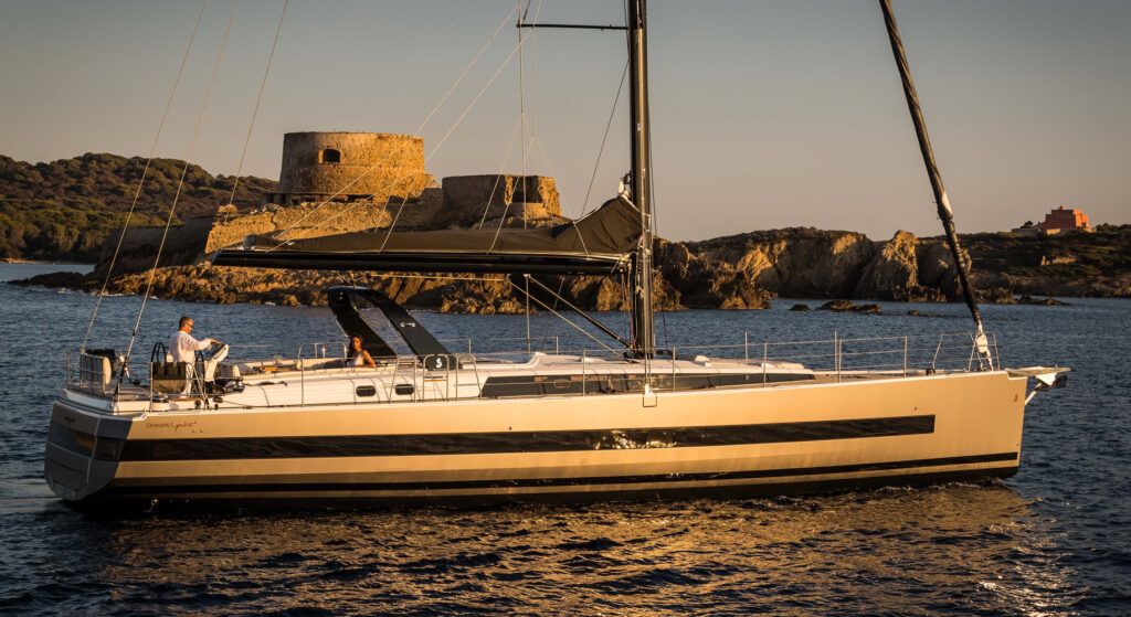 Oceanis Yacht 62 - REF 107G