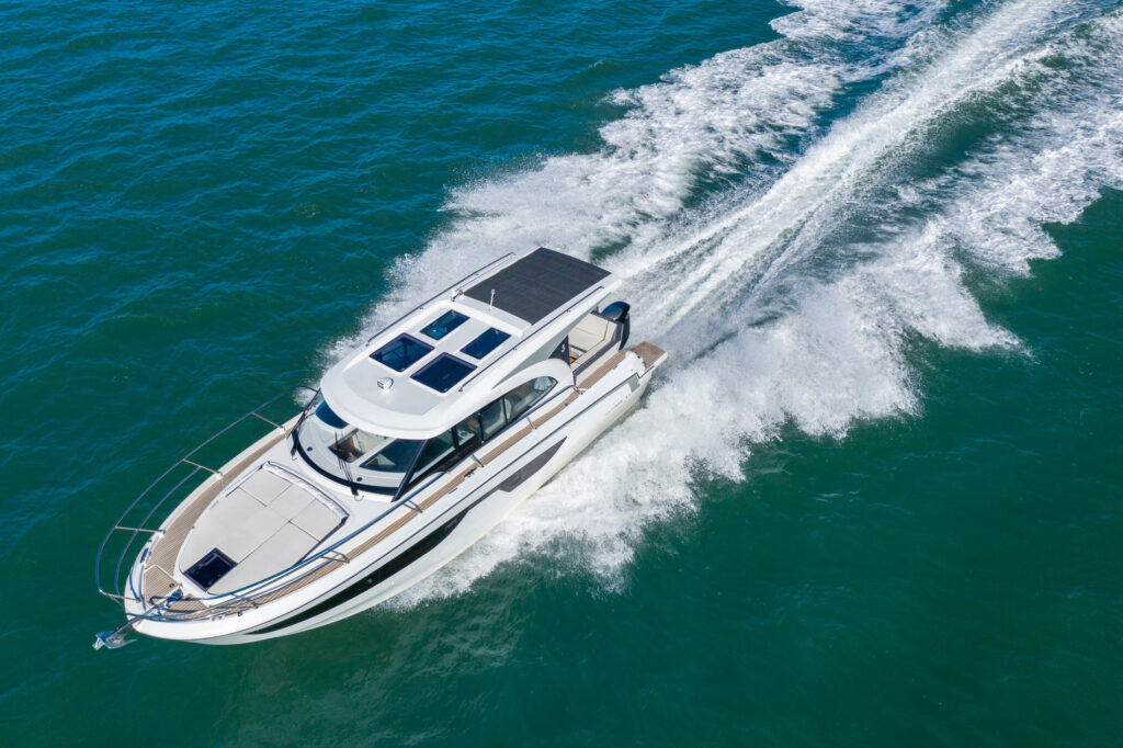 Antares 11 Coupe - STOCK