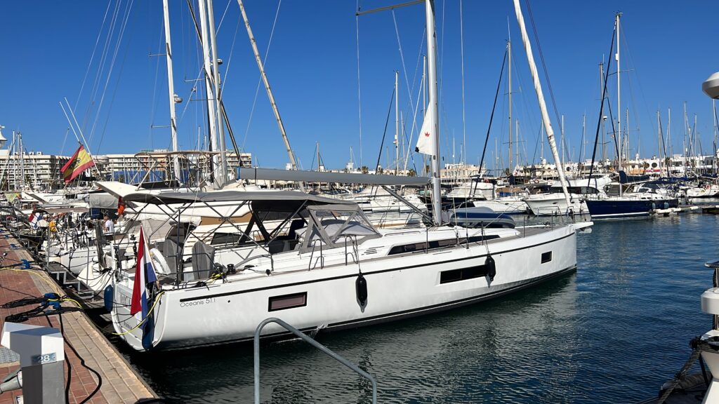 Oceanis 51.1 - REF 022T