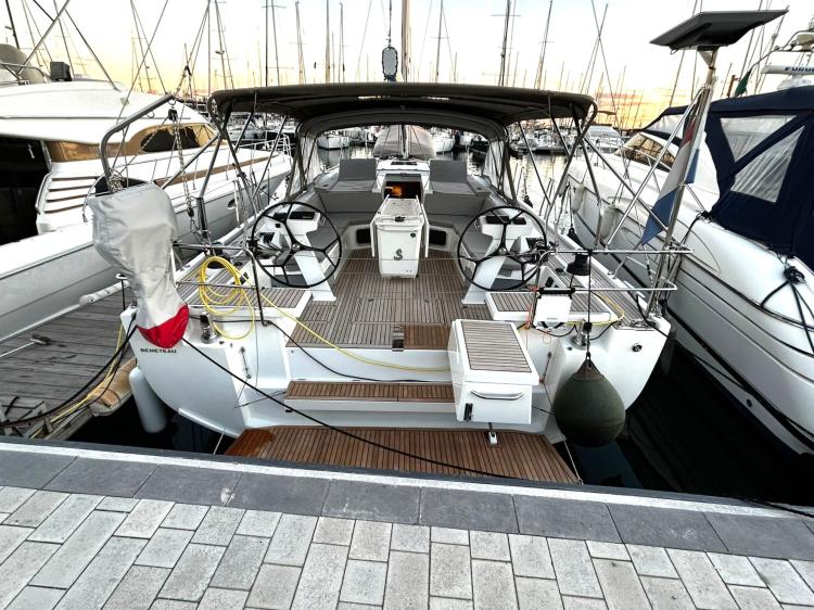 Oceanis 51.1 - REF 022T