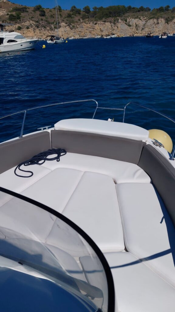 Jeanneau Cap Camarat 6.5 CC - REF 025P