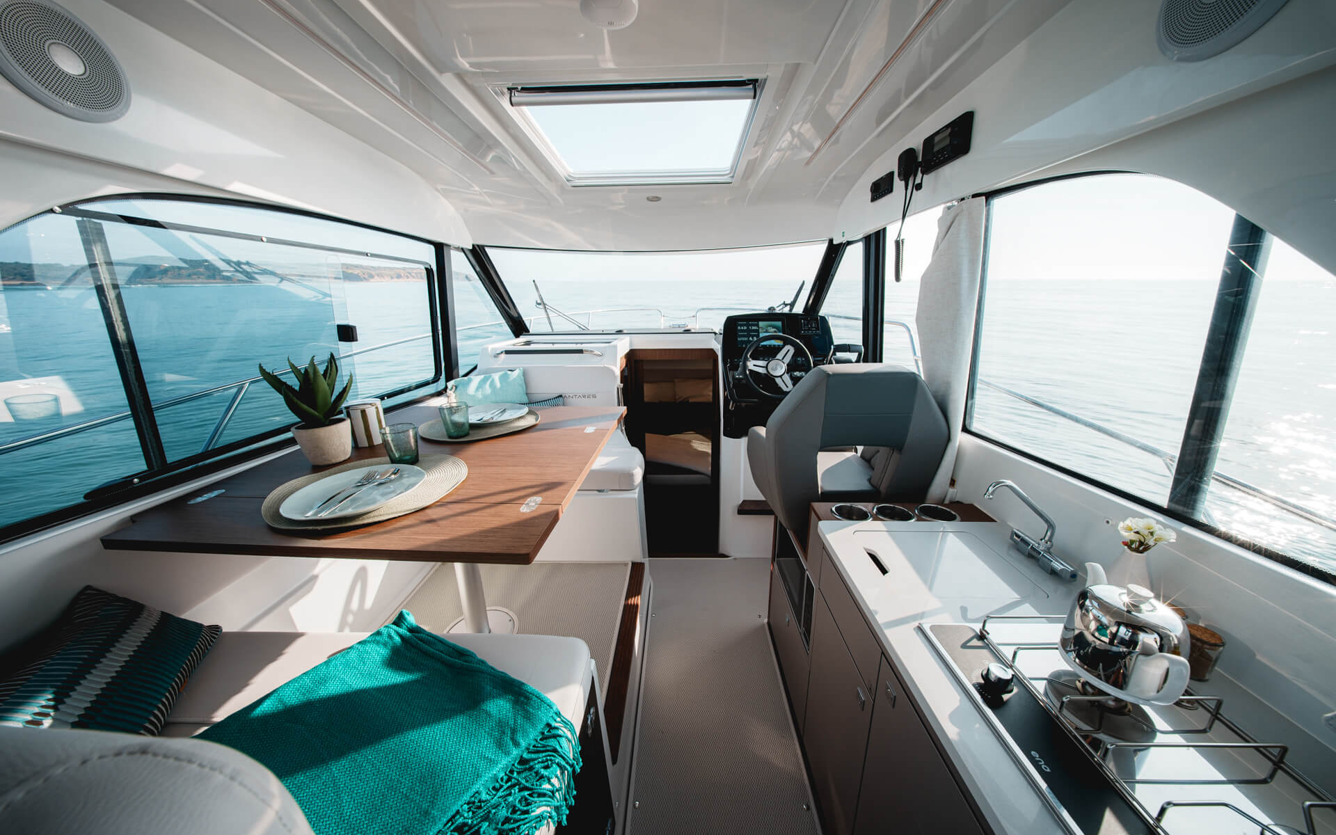 SPORT NAUTIC - Antares 9_16