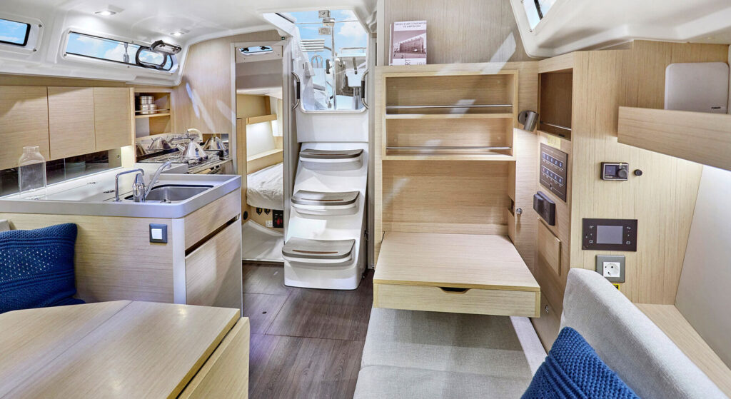 SPORT NAUTIC - Oceanis 34.1_10
