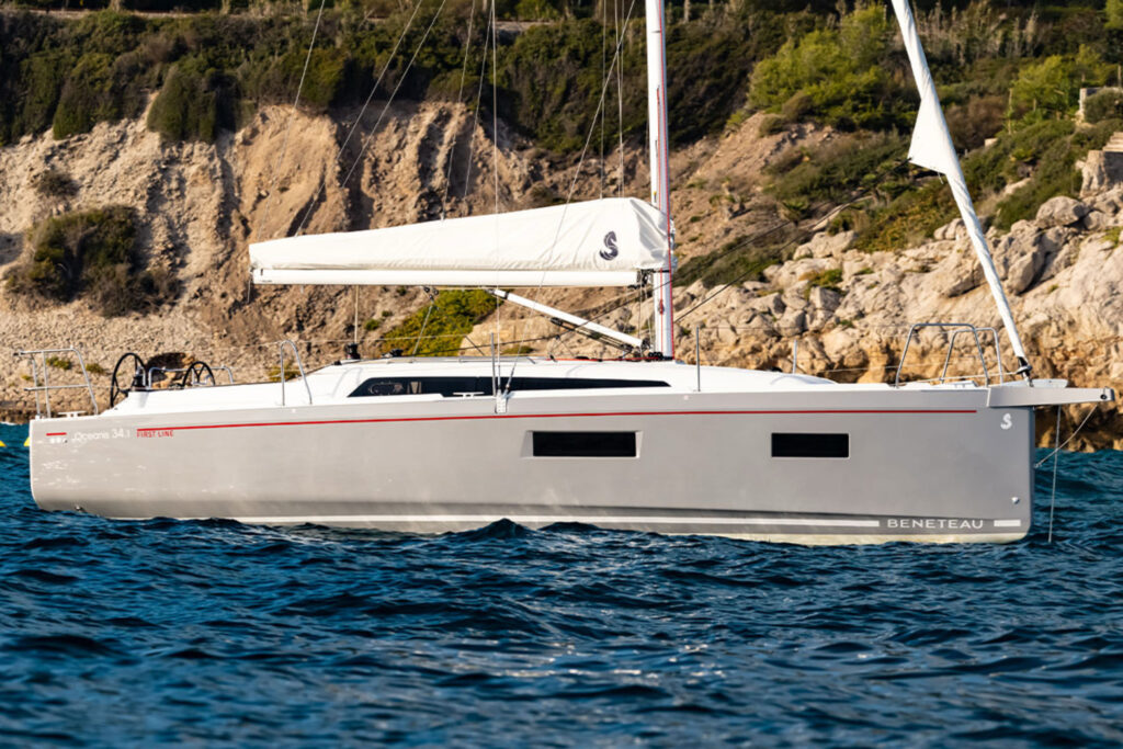 SPORT NAUTIC - Oceanis 34.1_6
