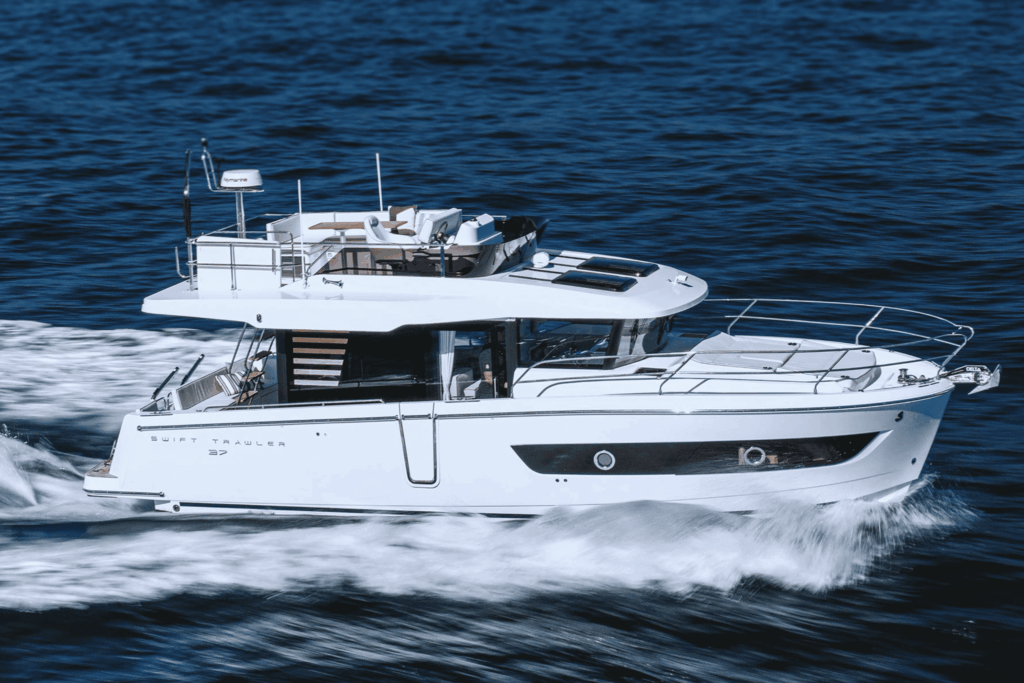 Swift Trawler 37 Fly