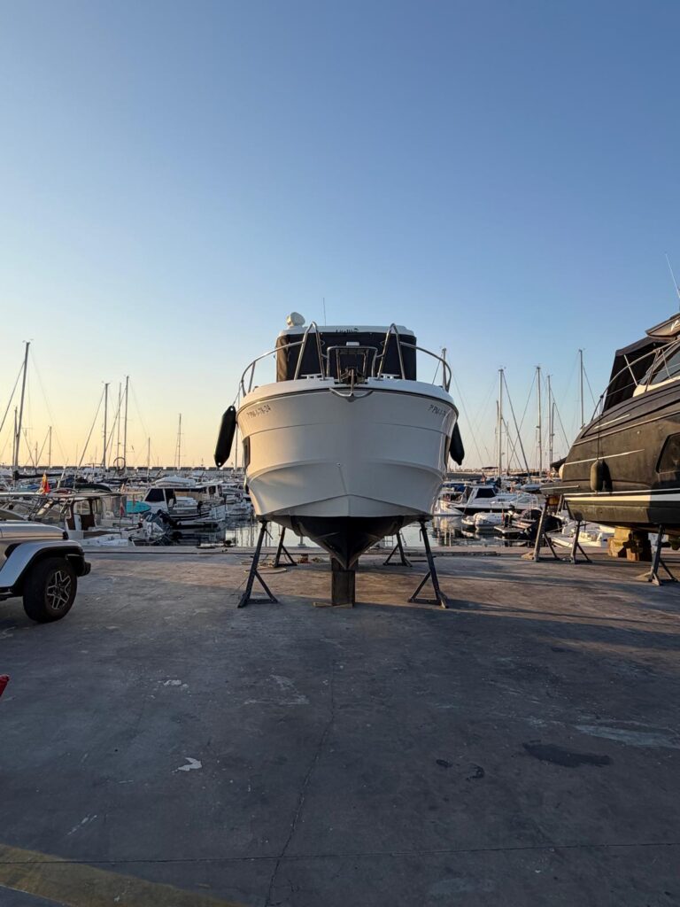 Beneteau Barracuda 9 - REF 063S