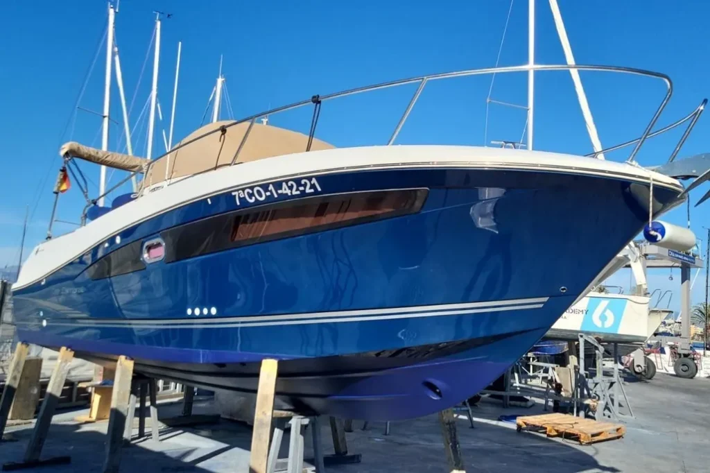Jeanneau Cap Camarat 8.5WA - REF 056S