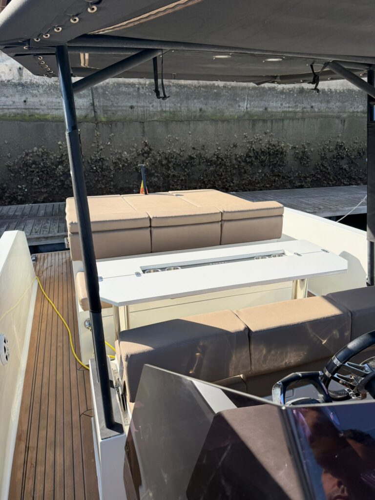 De Antonio Yachts D28 - REF 044S